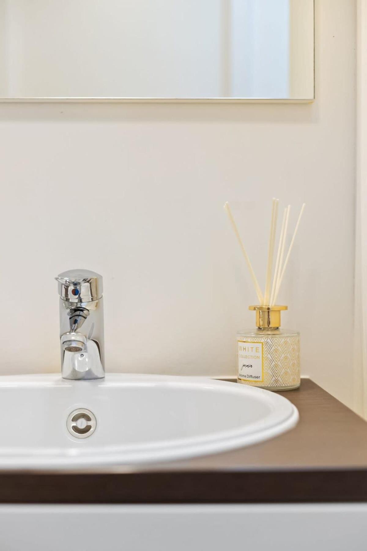 Beautiful Bel-Etage In Blankenberge Apartment Bagian luar foto