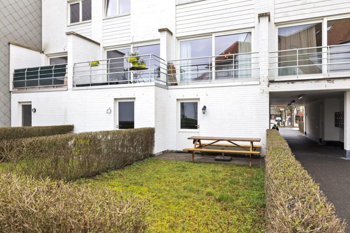Beautiful Bel-Etage In Blankenberge Apartment Bagian luar foto